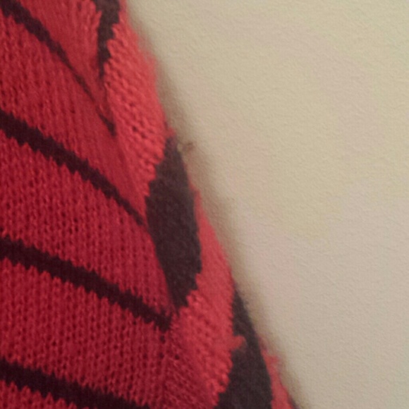 Red & black Striped Batwing Sleeved Sweater - Picture 6 of 6